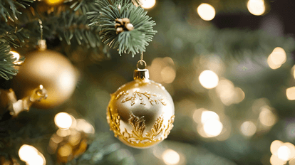 Shoppers rush to snap up this 7ft artificial Christmas tree for less than €75