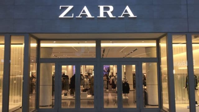 We just found the most perfect €60 Zara jacket that we’re going to be LIVING in this winter We just found the most perfect €60 Zara jacket that we’re going to be LIVING in this winter
