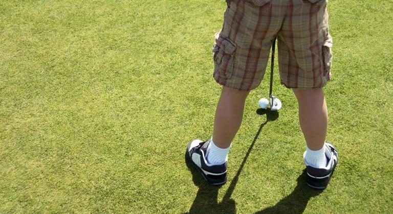WATCH: Toddler makes amazing hole-in-one shot