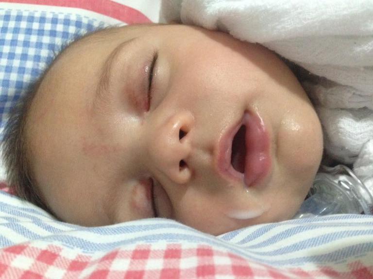 Breastfeeding images banned from Instagram… during World Breastfeeding Week