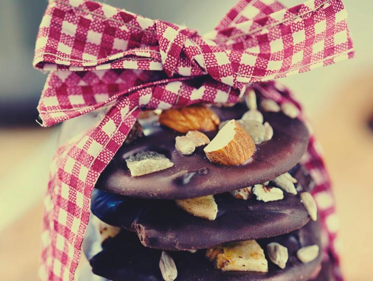 These 3-ingredient coconut clusters are the best biscuits you’ll taste