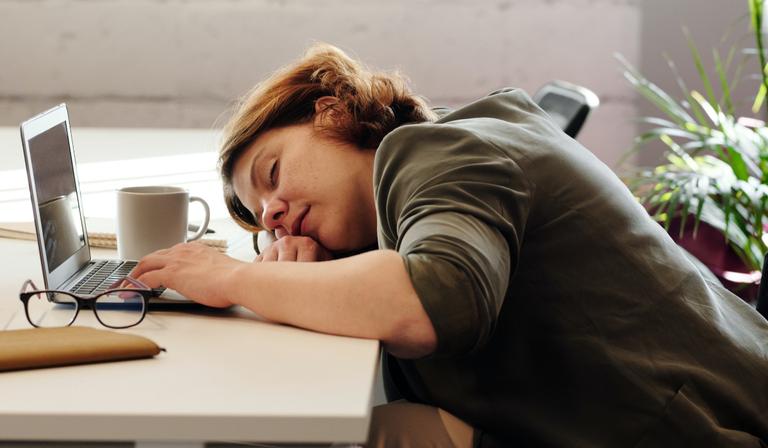 Got insomnia? The “sleep gap” between men and women is all too real, and here’s why