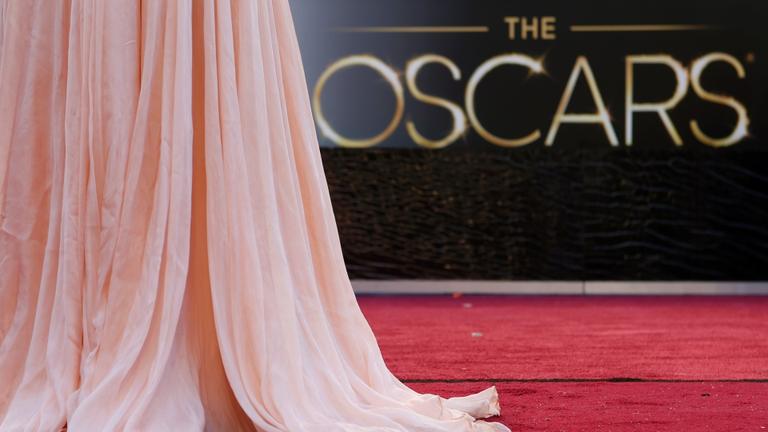 The 10 Dresses That Made Us Swoon At The Red Carpet Last Night