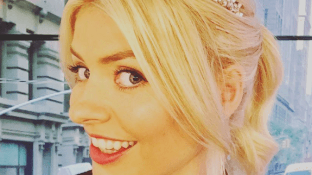 Holly Willoughby is wearing a gorgeous dress to the Brit Awards