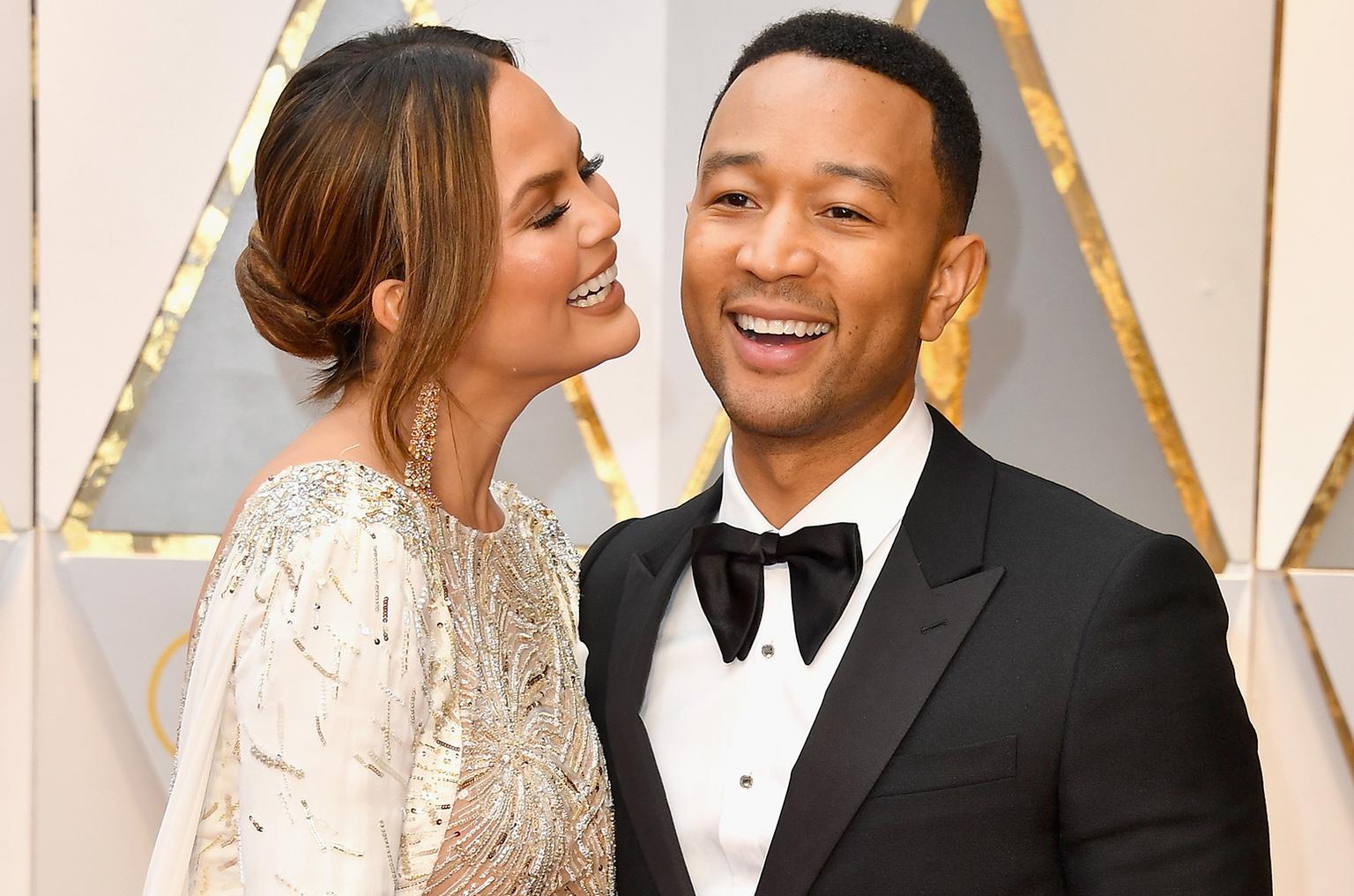 Chrissy Teigen and John Legend announce the birth of their baby
