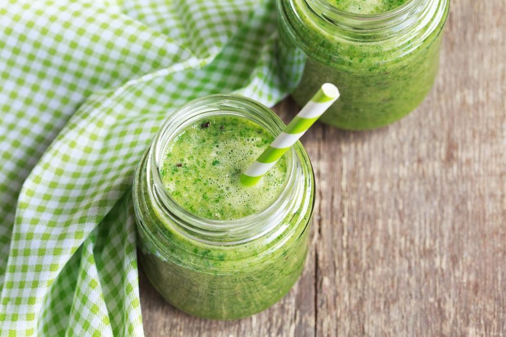 Trying for a baby this summer? This smoothie might just boost your fertility health