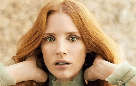 Jessica Chastain shares first ever photo of her baby daughter ahead of Golden Globes