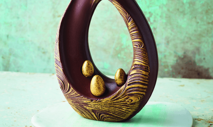 Lidl has just launched a gin AND Prosecco Easter egg and it’s stunning