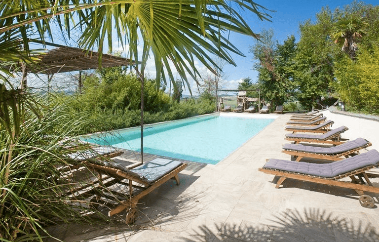 5 STUNNING and child-friendly places to rent in Italy this summer