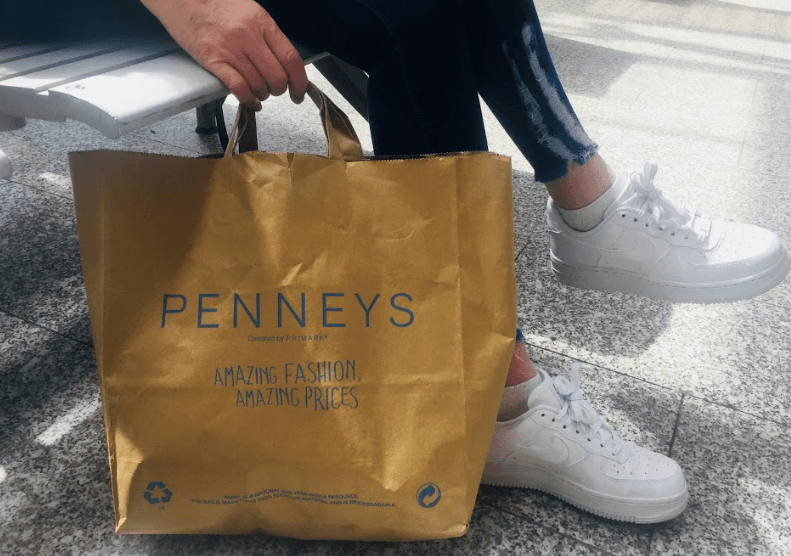 We absolutely love this €8 Penneys Winnie the Pooh top