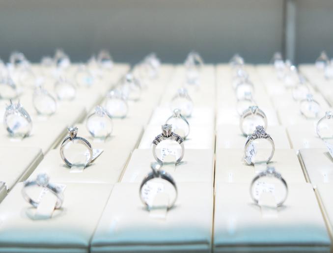 Here’s the top engagement ring trend for 2019 and we’re not one bit surprised