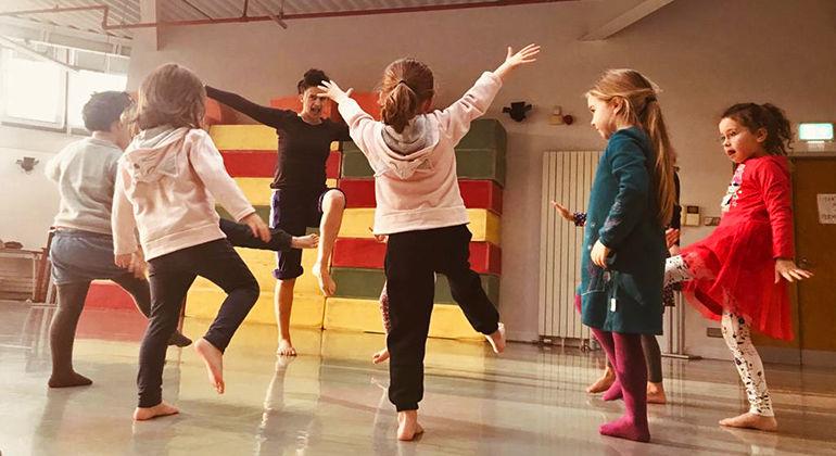 #entertainingathome: The Ark is running free online dance workshops for kids and it’s honestly one of the best early life skills you can teach them