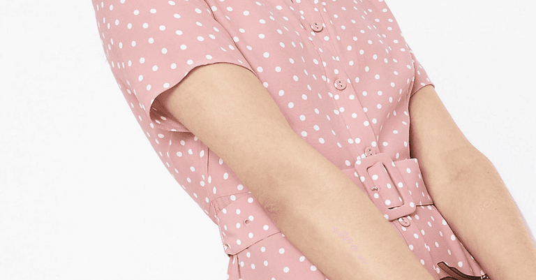 Holly Willoughby just wore this gorgeous €67 M&S dress on the cover of Red magazine