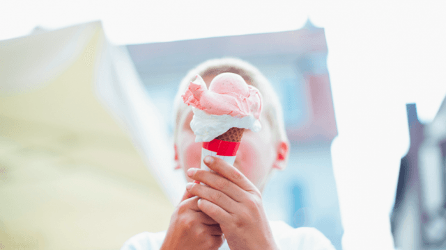 One ‘tiny treat’ a week is all parents should be giving children says new guidelines