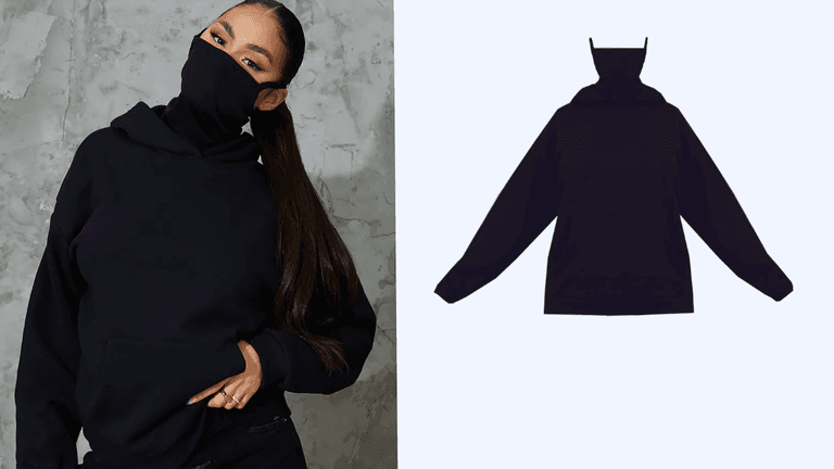 This hoodie comes with a mask attached so it’s perfect for those 5km walks