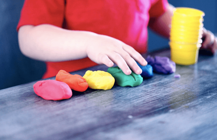 Government to offer childcare providers €200 million to freeze their fees