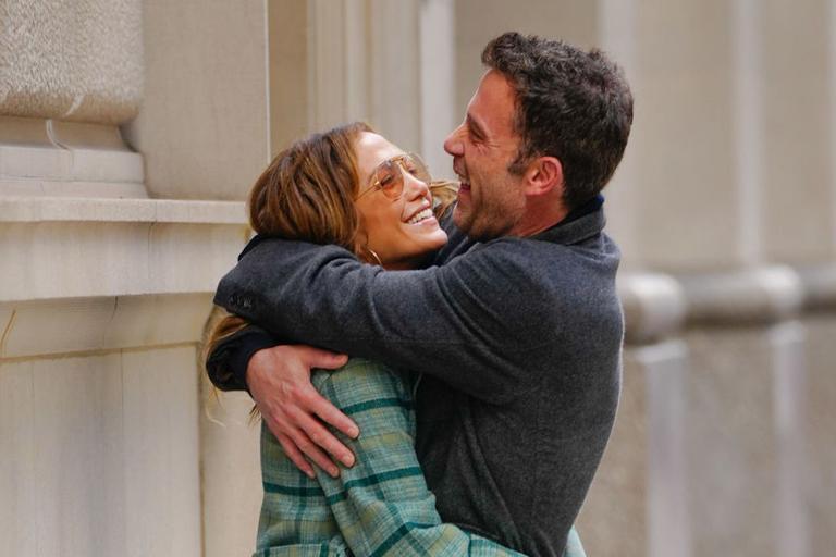 Ben Affleck and Jennifer Lopez spark engagement rumours