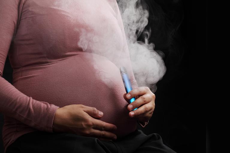 “I don’t care”: Mum-to-be responds to vaping backlash