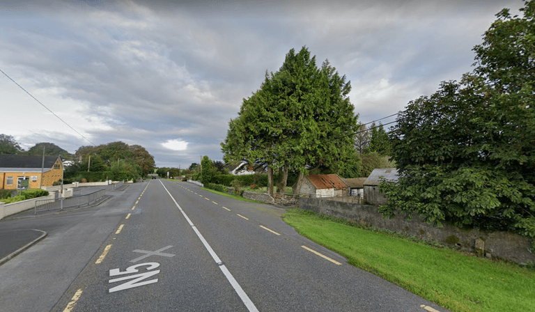 Woman found on Mayo road was not involved in car accident