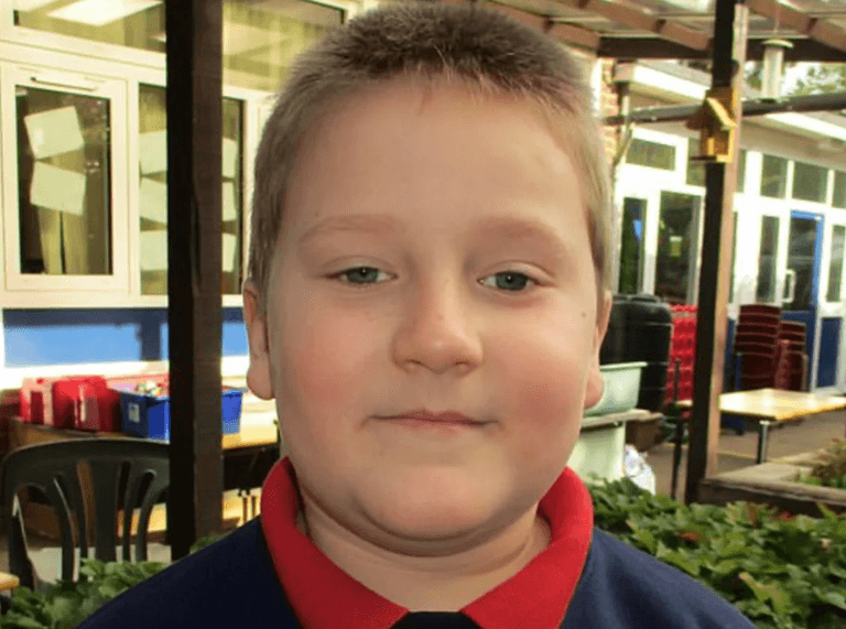 Parents pay emotional tribute after son (10) dies in choking incident in school