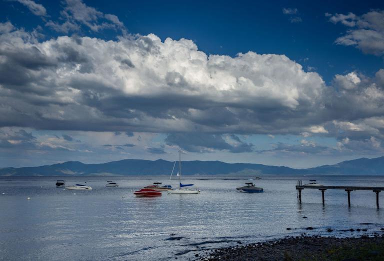 ’10 seconds felt like 10 minutes’ – Mum warns parents to ‘get kids swim lessons’ after terrifying near-miss