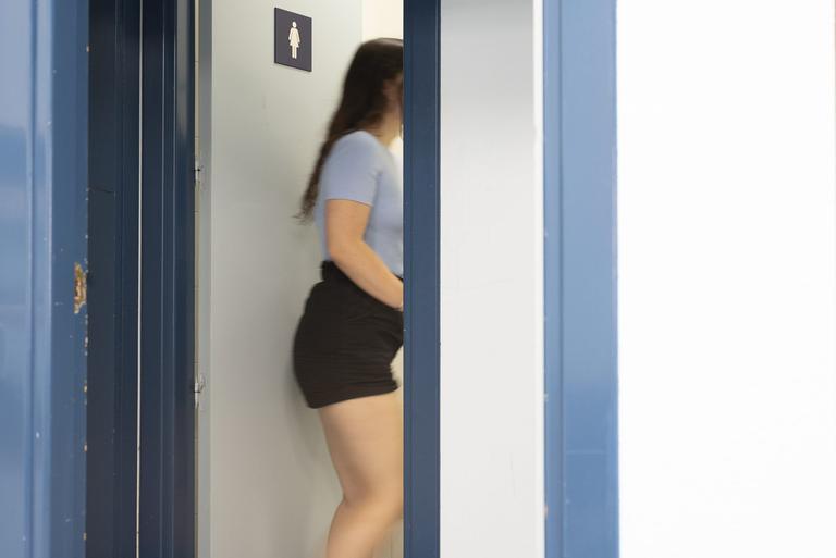 ‘Absolutely disgusting and dehumanising’ – School slammed for bathroom rules affecting female students