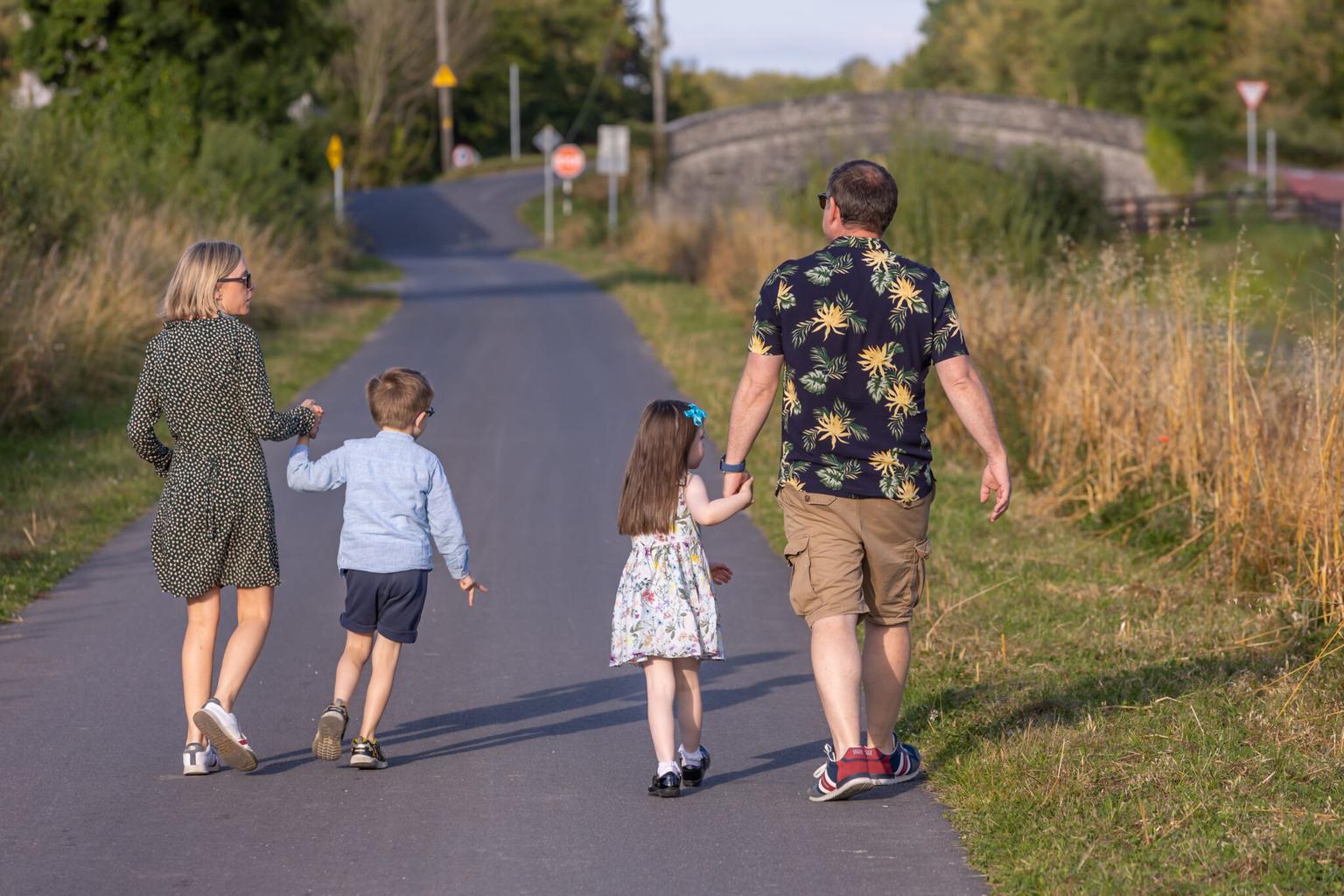 10 off-the-beaten track adventures waiting for your family in Ireland’s Hidden Heartlands