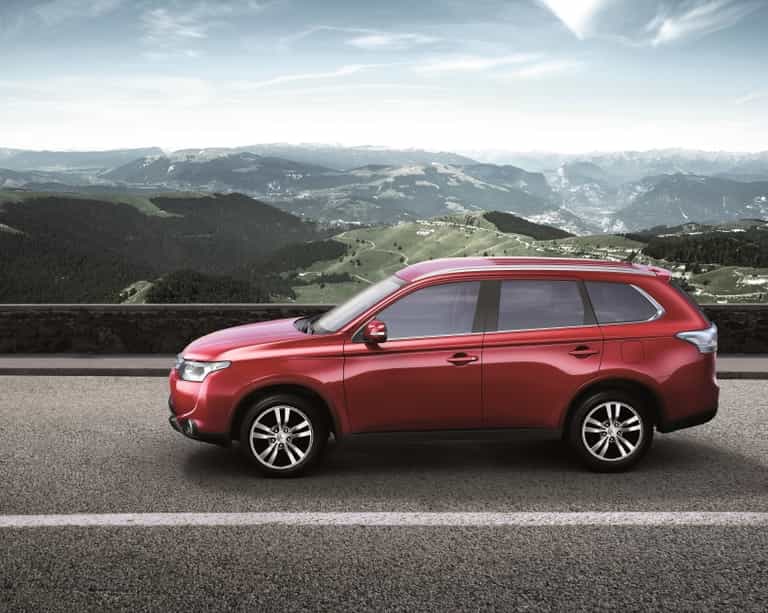 Motor Mouth: HerFamily.ie Editor Sive O’Brien test drives the new Mitsubishi Outlander Motor Mouth: HerFamily.ie Editor Sive O’Brien test drives the new Mitsubishi Outlander