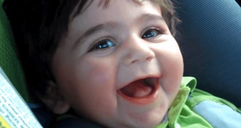 WATCH: Cute babies chuckling: We dare you not to smile WATCH: Cute babies chuckling: We dare you not to smile