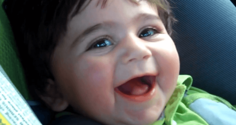 WATCH: Cute babies chuckling: We dare you not to smile WATCH: Cute babies chuckling: We dare you not to smile