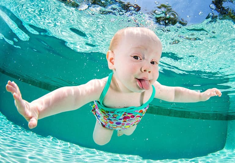 Possibly the cutest underwater baby snaps you’ll ever see Possibly the cutest underwater baby snaps you’ll ever see