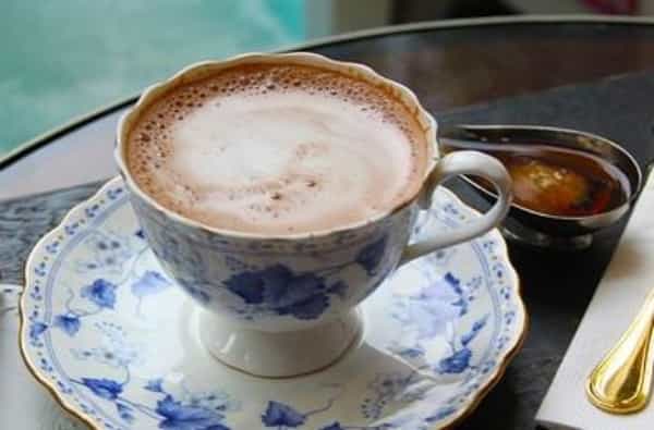 Hot chocolate: I believe in miracles, you sexy thing Hot chocolate: I believe in miracles, you sexy thing