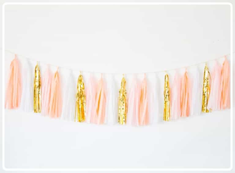 Party DIY: How to make a cute paper garland Party DIY: How to make a cute paper garland