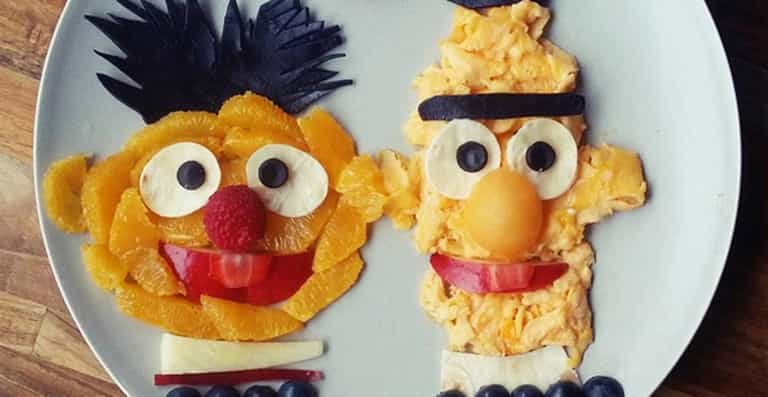 This Mum serves her son’s lunch with a VERY creative twist… This Mum serves her son’s lunch with a VERY creative twist…