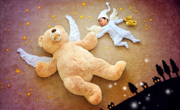Sleeping baby? How about an animated nap-time photoshoot Sleeping baby? How about an animated nap-time photoshoot