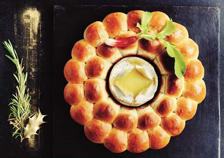 There’s a Christmas CHEESE wreath coming to an M&S near you There’s a Christmas CHEESE wreath coming to an M&S near you
