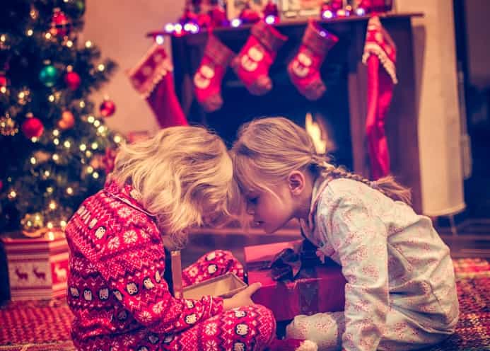 Irish people to spend LESS money this Christmas Irish people to spend LESS money this Christmas