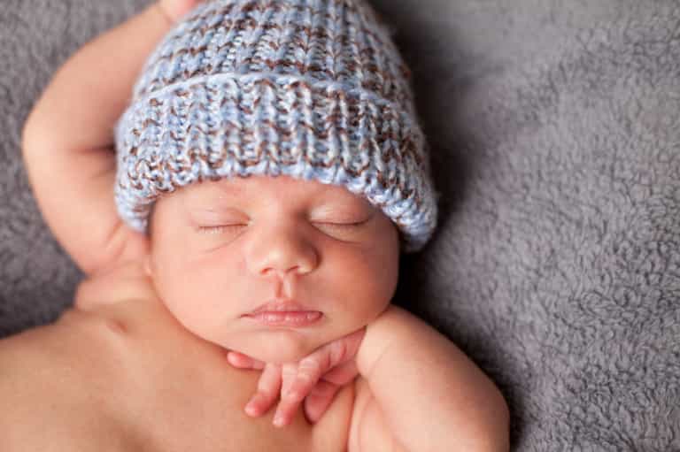 This mum says her trick puts babies to sleep for 8 hours!? This mum says her trick puts babies to sleep for 8 hours!?