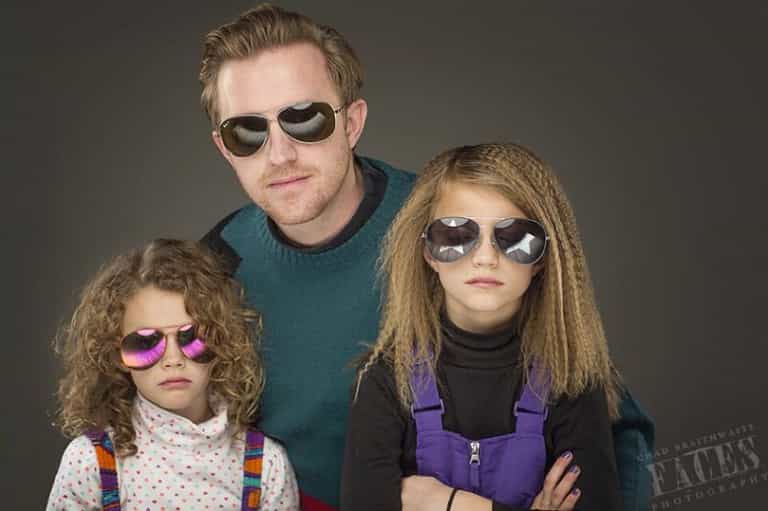 Single Dad’s photoshoot with his daughters goes viral Single Dad’s photoshoot with his daughters goes viral