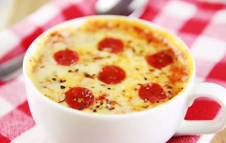 Microwave Mug Pizza Is A Thing. Here’s How to Make It… Microwave Mug Pizza Is A Thing. Here’s How to Make It…
