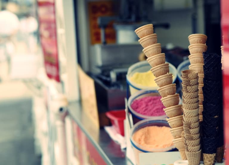 5 Reasons That Ice Cream Van Drivers Deserve A Pay Hike 5 Reasons That Ice Cream Van Drivers Deserve A Pay Hike
