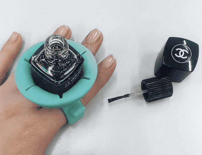 This Genius Gadget Will Change The Lives Of Clumsy Girls Everywhere This Genius Gadget Will Change The Lives Of Clumsy Girls Everywhere
