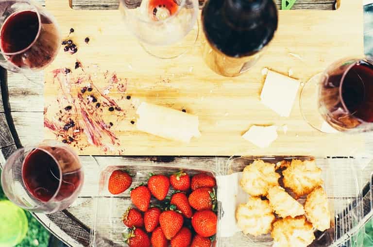 Here’s What’s In This Year’s M&S Valentine’s Dine-In Deal Here’s What’s In This Year’s M&S Valentine’s Dine-In Deal