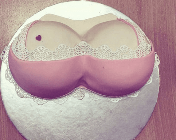 Mastectomy Patient Throws “Bye Bye Bad Boobs Party” Ahead Of Surgery Mastectomy Patient Throws “Bye Bye Bad Boobs Party” Ahead Of Surgery