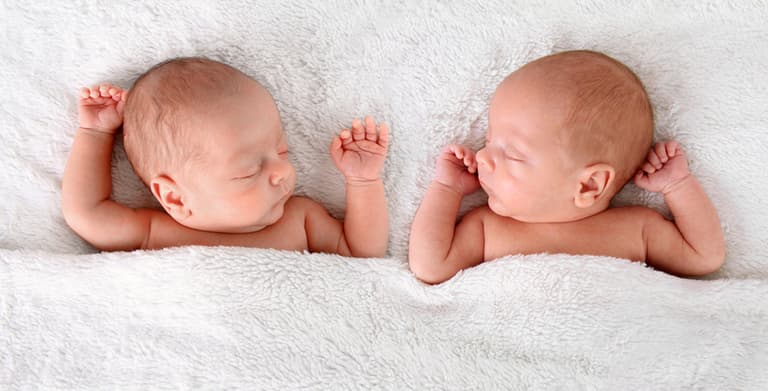 Mum gives birth to twins but finds out later that they have two separate fathers Mum gives birth to twins but finds out later that they have two separate fathers