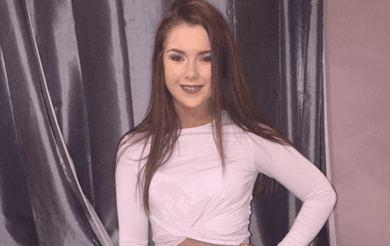 Irish mum warns of cyberbullying after daughter takes own life Irish mum warns of cyberbullying after daughter takes own life