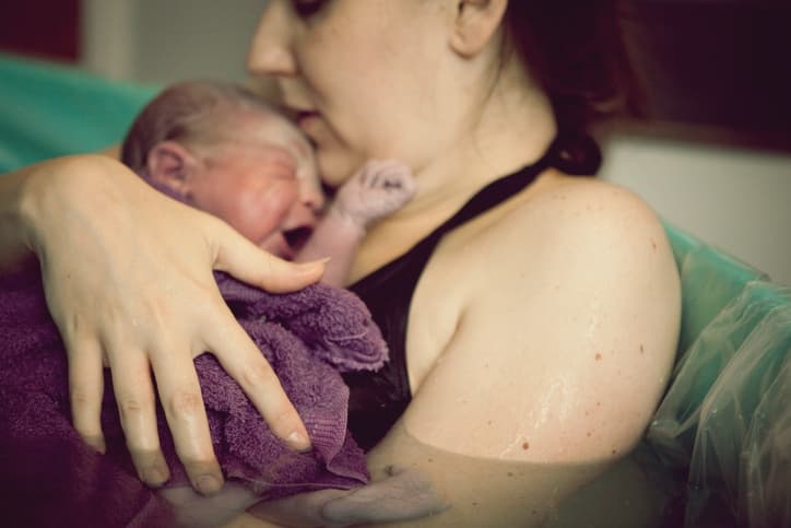 Water births: what options are available at home or in hospital? Water births: what options are available at home or in hospital?