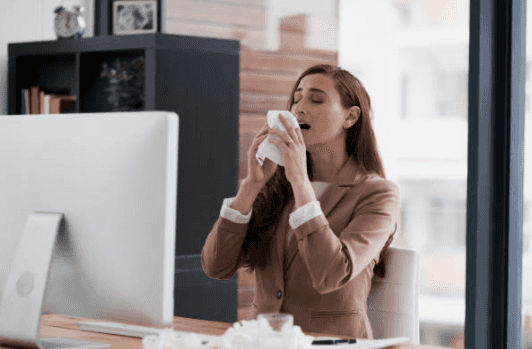 Here’s why you need to stop holding your nose when you sneeze Here’s why you need to stop holding your nose when you sneeze