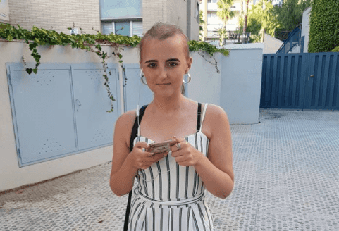 Tributes paid to 16-year-old Irish girl who passed away after cancer battle Tributes paid to 16-year-old Irish girl who passed away after cancer battle