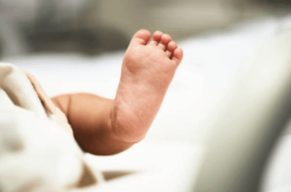 Doctors discover 16 sewing needles trapped inside baby boy’s body Doctors discover 16 sewing needles trapped inside baby boy’s body